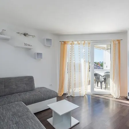 Leon With Balcony Appartement Nova Vas (Porec)