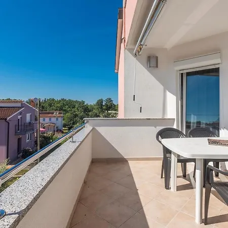 Leon With Balcony Nova Vas (Porec)